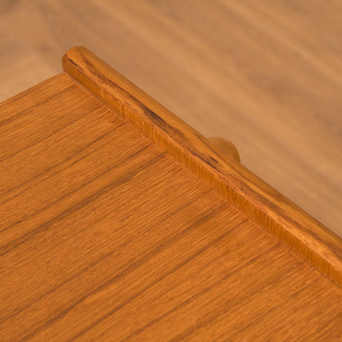 Swedish bedside table in teak by Carlström & Co Möbelfabrik