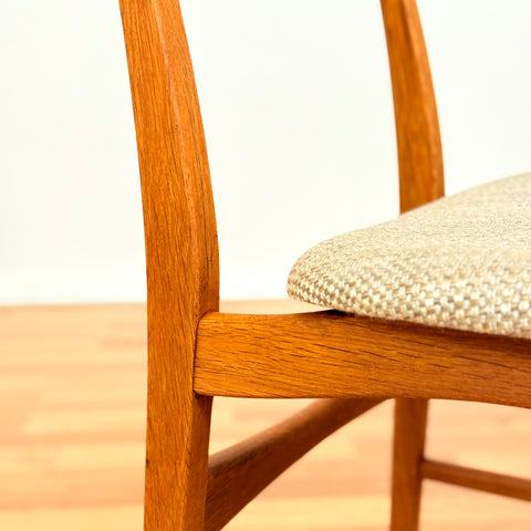 Danish set of 6 dining chairs in teak & oak