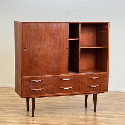 Vemb Møbelfabrik Highboard, 1960s