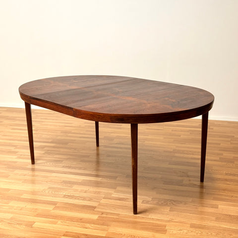 Round dining table in Santos rosewood with 1 ext., 1950s-60s, Denmark