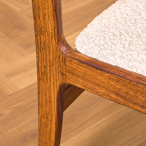 Danska matstolar i Santos rosenträ från Skovby