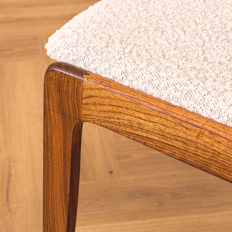 Danska matstolar i Santos rosenträ från Skovby