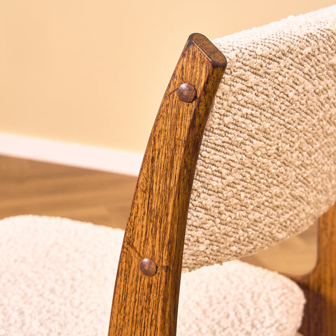 Danska matstolar i Santos rosenträ från Skovby