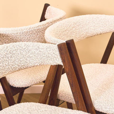 Danska matstolar i valnöt