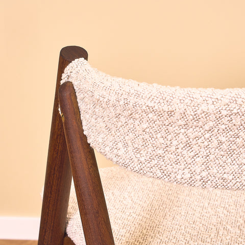 Danska matstolar i valnöt