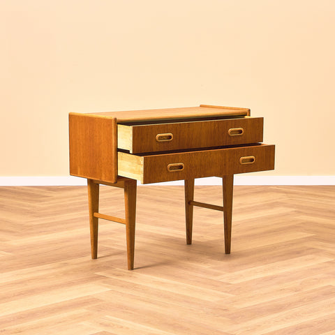 Swedish small chest of drawers in teak and oak by AB Carlström