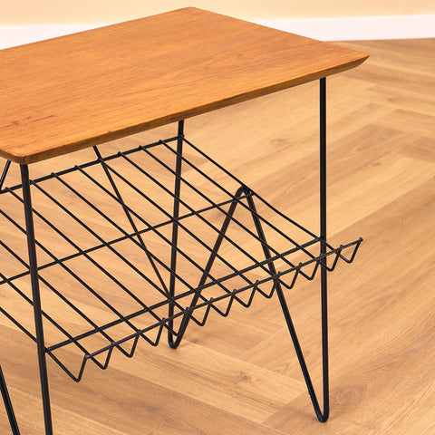 Svenskt sidobord i teak