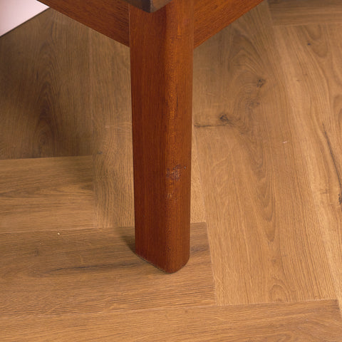 Svenskt skåp/TV-bänk i teak