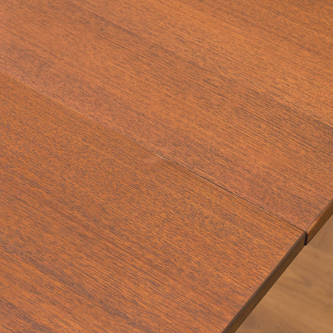 Danskt matbord med 4 iläggsskivor i teak "Arne Vodder-stil"