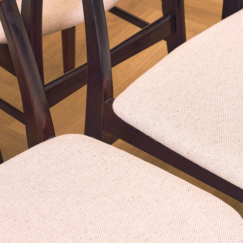 Danska matstolar i valnöt och bok från Findahl Møbelfabrik