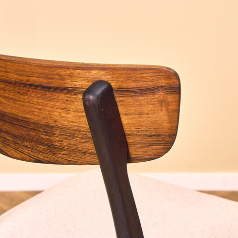 Danska matstolar i valnöt och bok från Findahl Møbelfabrik