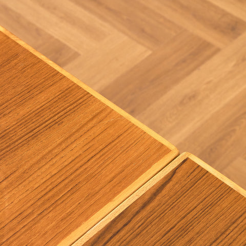 Svenskt utdragbart soffbord i teak från Emmaboda Möbelfabrik