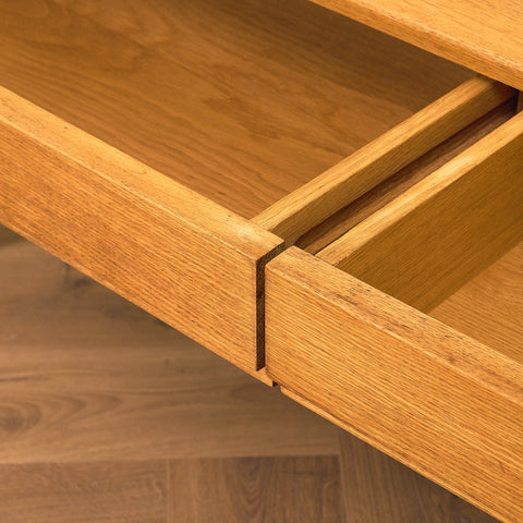 Svenskt skåp / TV-bänk i ek av Marian Grabinski för IKEA, modell 'MTP'