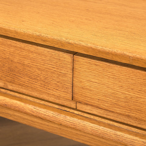 Svenskt skåp / TV-bänk i ek av Marian Grabinski för IKEA, modell 'MTP'