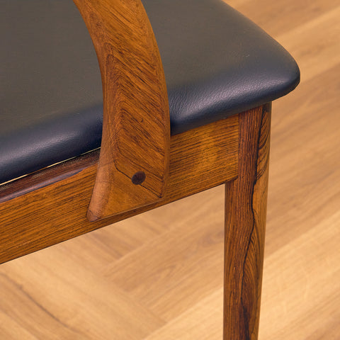 Danska matstolar i Santos rosenträ från Orte Möbelfabrik