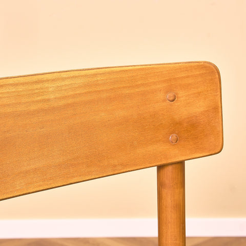 Danskt set med 8 matstolar i bokträ från Farstrup, modell '250'