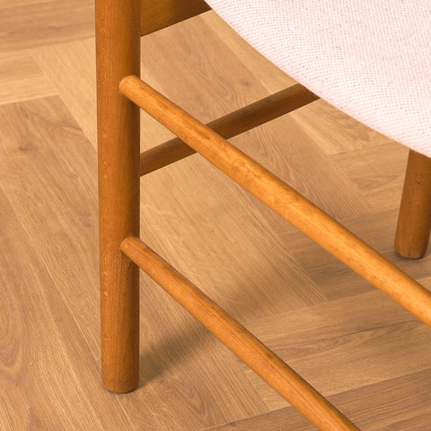 Danskt set med 8 matstolar i bokträ från Farstrup, modell '250'