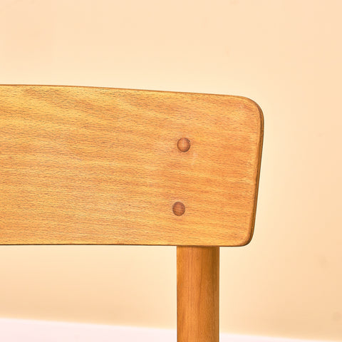 Danskt set med 8 matstolar i bokträ från Farstrup, modell '250'