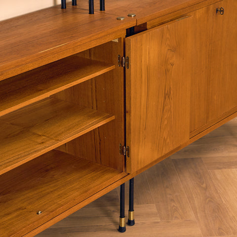 Svensk modulär bokhylla i teak, modell 'Prydno', av Bröderna Gustafsson