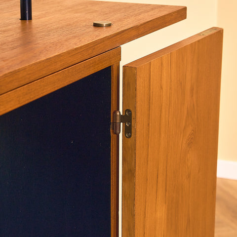 Svensk modulär bokhylla i teak, modell 'Prydno', av Bröderna Gustafsson