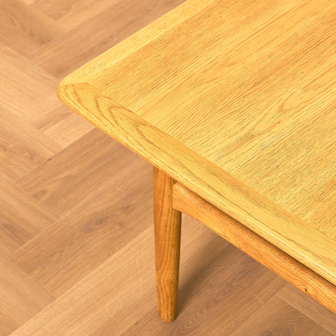 Danish coffee table in oak by Kurt Østervig för Jason Møbler