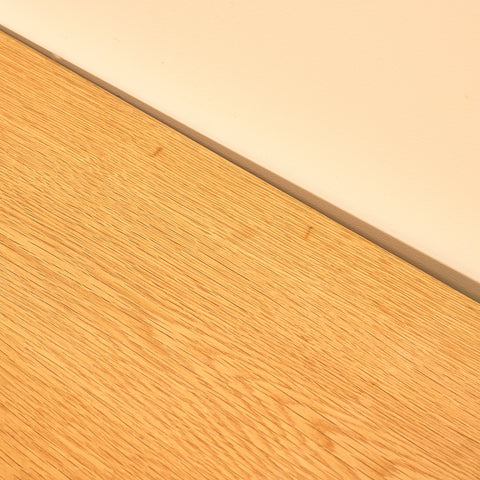 Svenskt skåp i ek, modell 'Triva', från NK Verkstäder i Nyköping