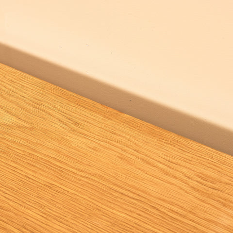 Svenskt skåp i ek, modell 'Triva', från NK Verkstäder i Nyköping