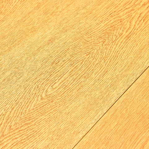 Runt svenskt matbord i ek av Svante Skogh, modell "Vindö"