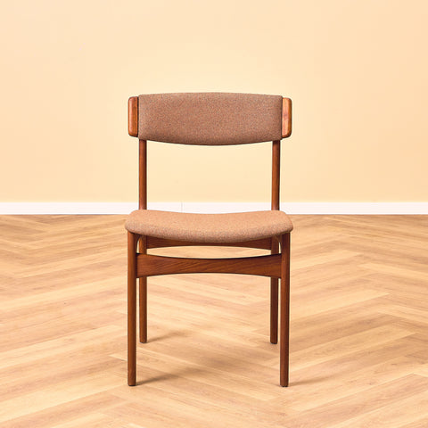 Danish dining chairs in teak, model 'Stol nr4', by Thorsø Stole- och Møbelfabrik