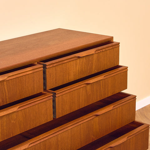 Danish chest of drawers in teak