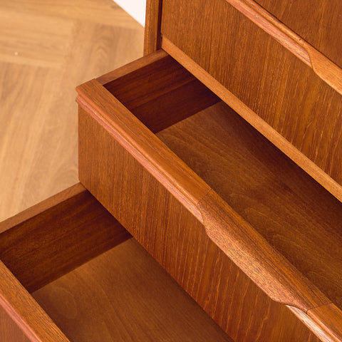 Danish chest of drawers in teak
