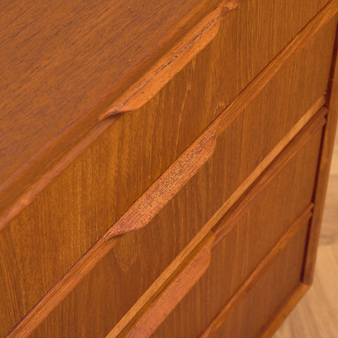 Danish chest of drawers in teak