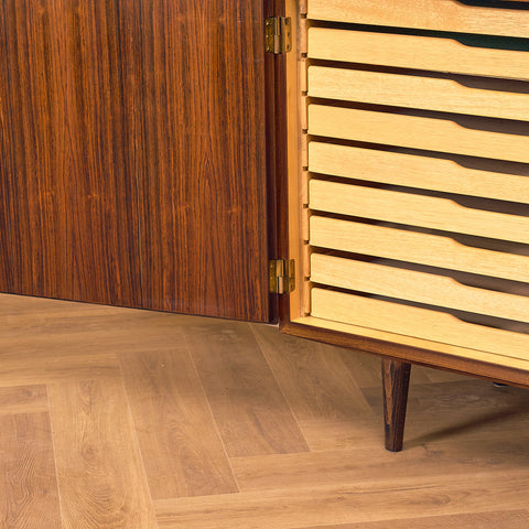 Danish sideboard in Santos rosewood by Poul Hundevad for Hundevad & Co.