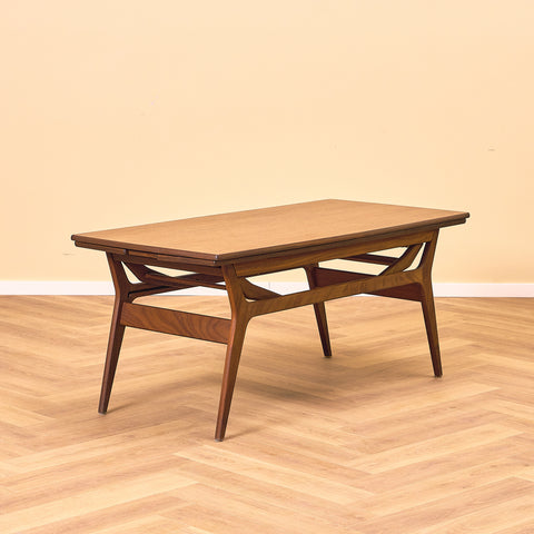 Foldable danish coffee table in teak