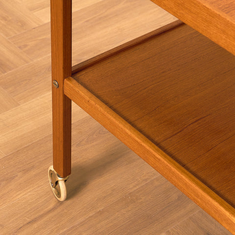 Swedish serving trolley / side table in teak by Erik Gustafssons Möbelfabrik, Brittatorp