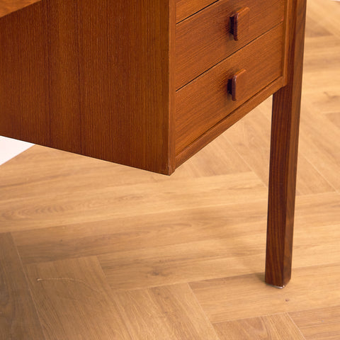 Danish writing desk in teak by Domino møbler
