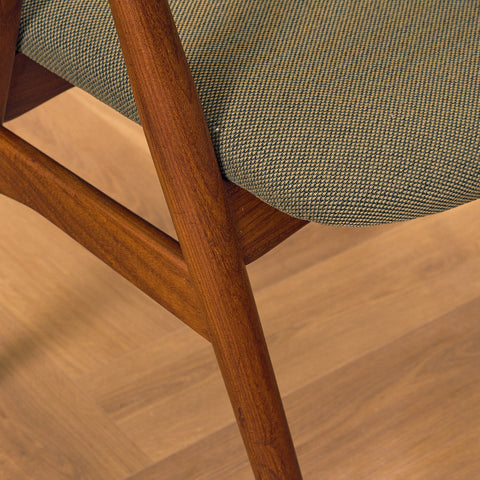 Danish set of 6 dining chairs 'model 205' by Thomas Harlev for Farstrup