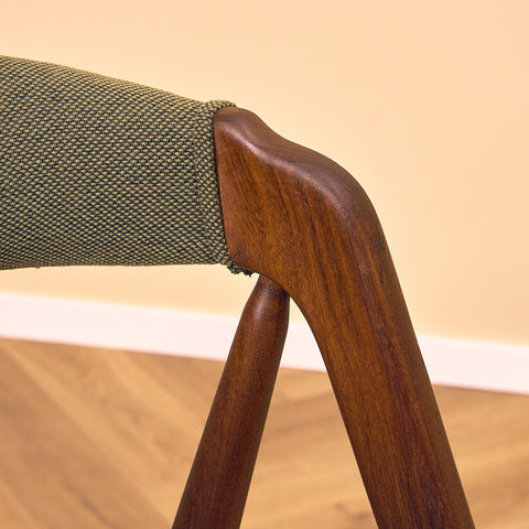 Danish set of 6 dining chairs 'model 205' by Thomas Harlev for Farstrup