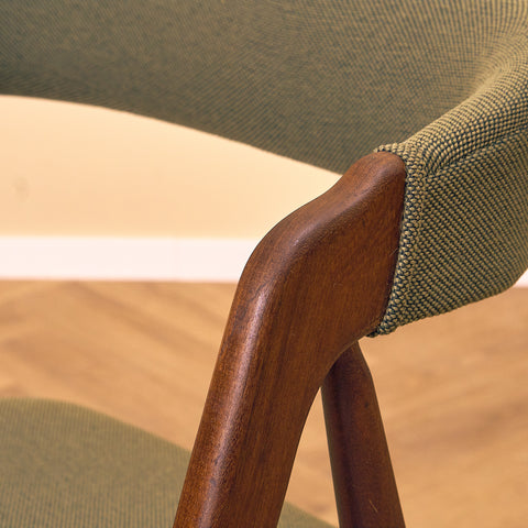 Danish set of 6 dining chairs 'model 205' by Thomas Harlev for Farstrup