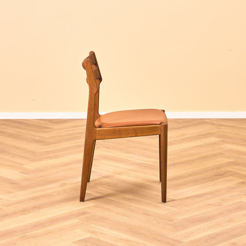 Danish dining chairs in solid oak by Vamo Sønderborg