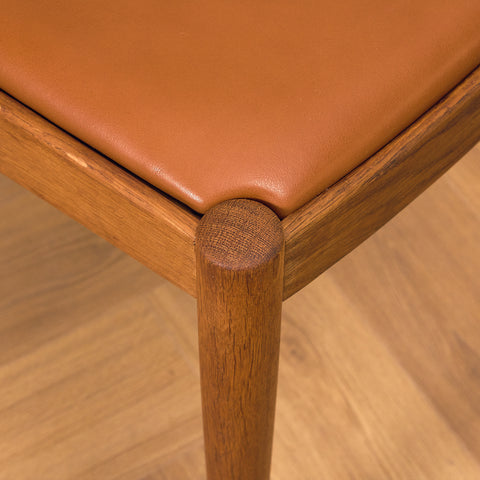 Danish dining chairs in solid oak by Vamo Sønderborg