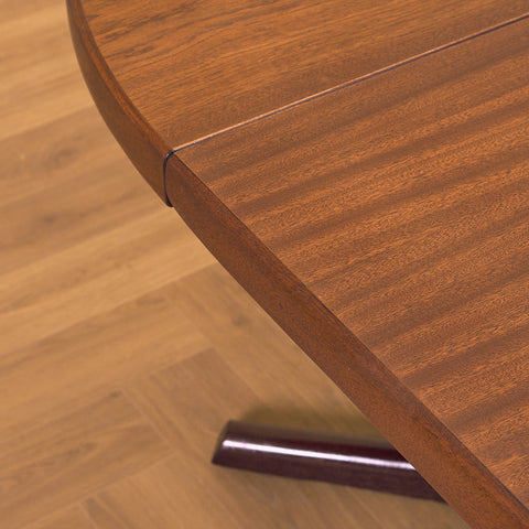 Danish round dining table in mahogany by Farstrup