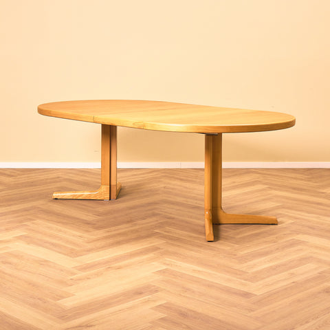Danish round dining table in beech by Farstrup