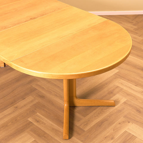 Danish round dining table in beech by Farstrup