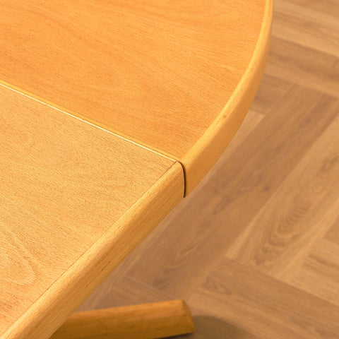 Danish round dining table in beech by Farstrup