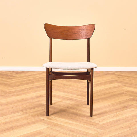 Danish set of 4 dining chairs in teak by Schiønning & Elgaard