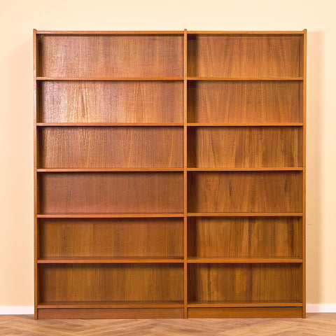 Swedish shelving system / bookshelf in teak