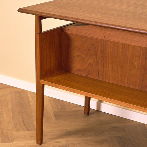 Danish writing desk in teak by Gunnar Nielsen Tibergaard