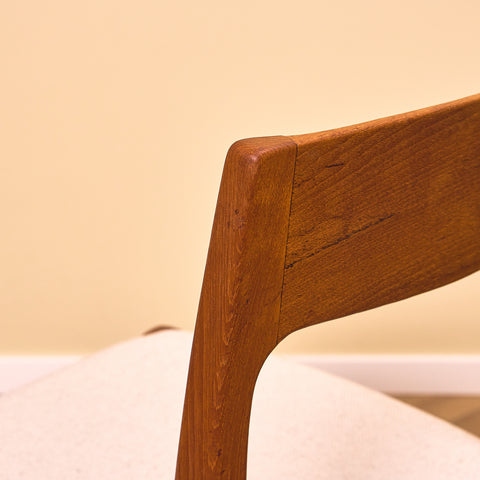 Swedish dining chairs in teak by Svegards Markaryd