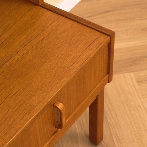 Swedish bookshelf in teak by B. Fridhagen for Bodafors